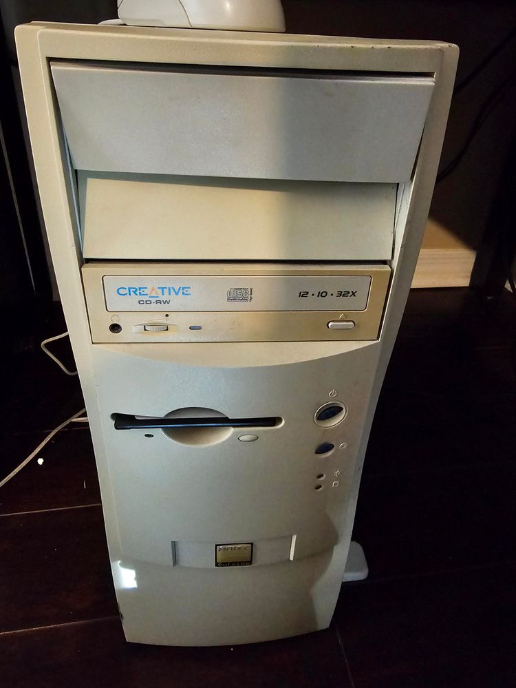 old pc with modem!.jpeg