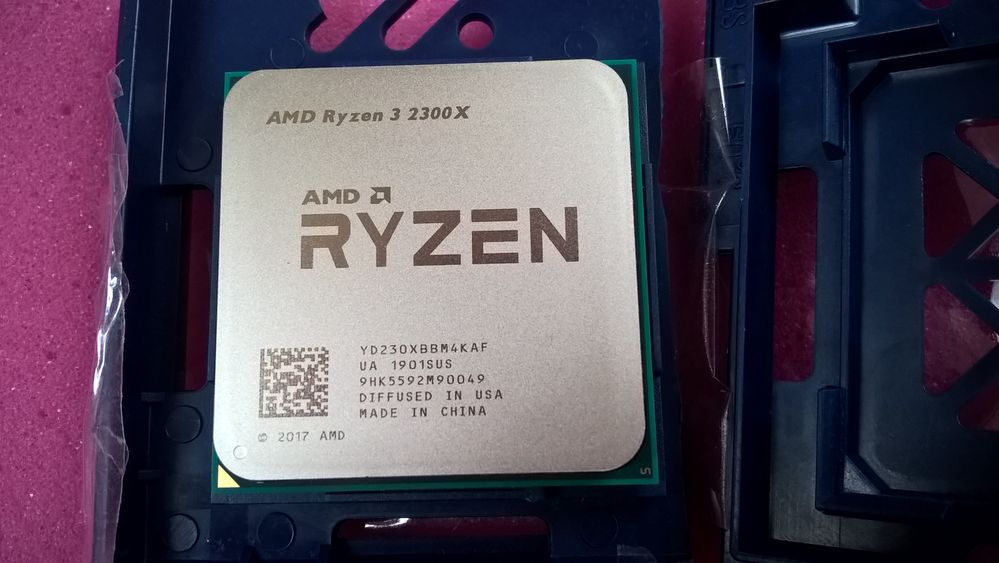 Ryzen 3 2300X.jpg