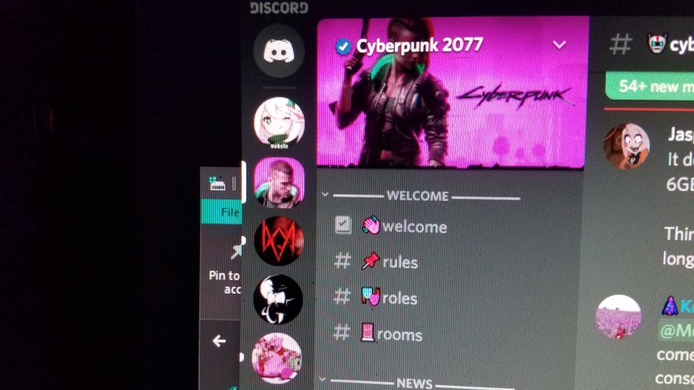 The yellow background for the Cyberpunk 2077 Discord should not be pink...