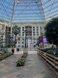 The courtyard of the resort/convention center that QuakeCon is taking place.
